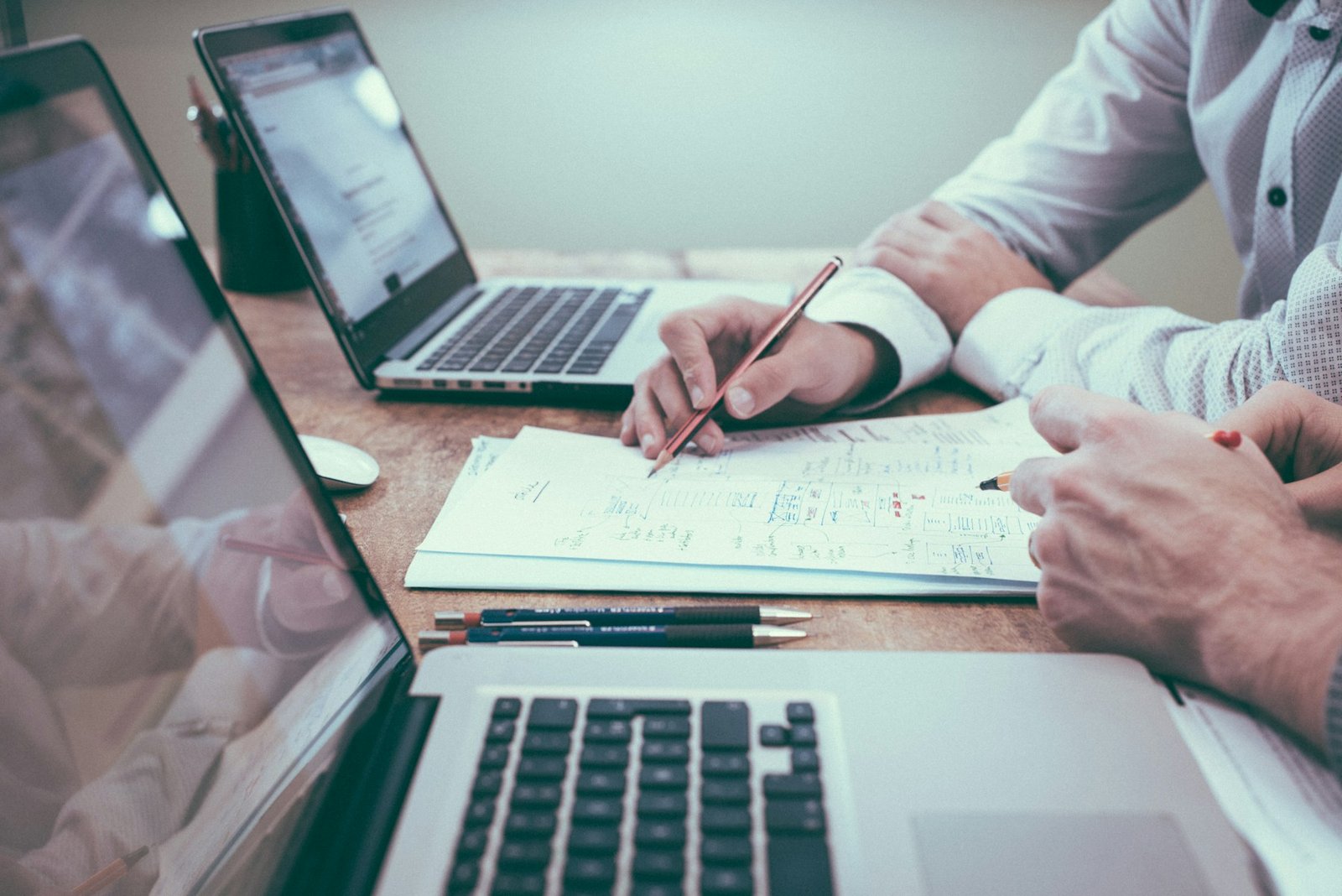 Business sourcing and logistics planning